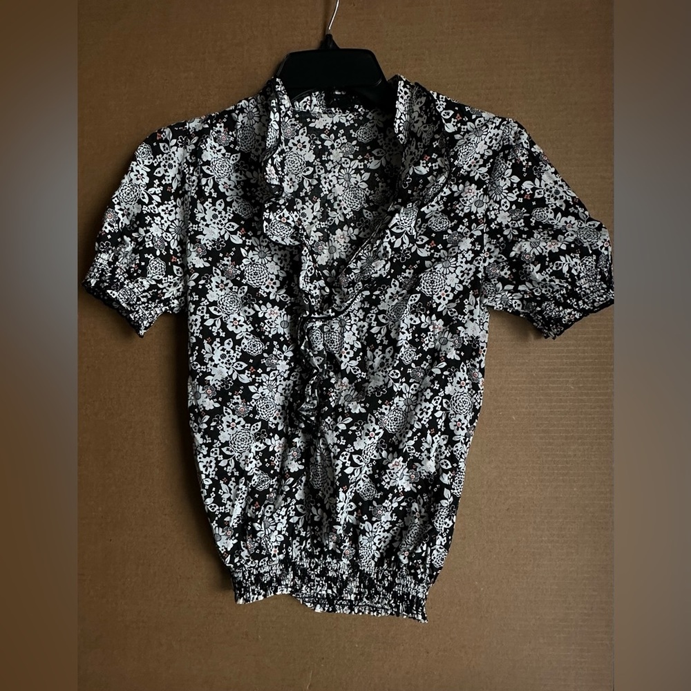 Floral Blouse Size Small